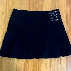 Bebe skirt
